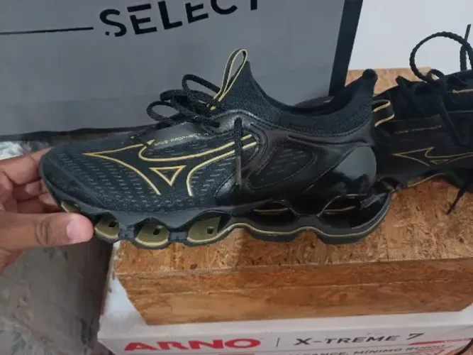 Tenis