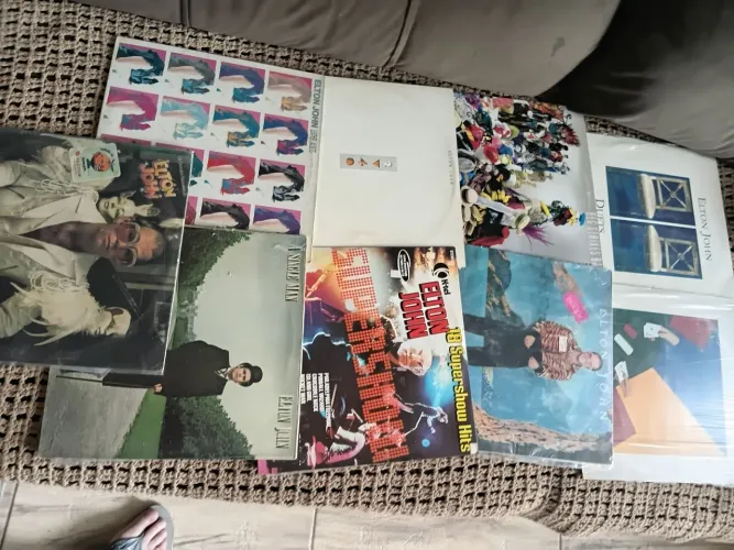 9 discos de vinil Elton John