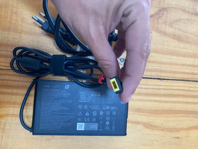 Carregador Lenovo 170w