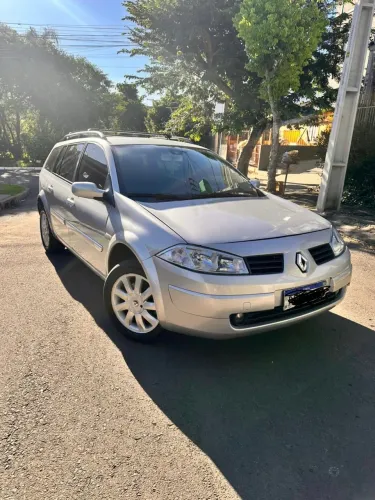 Renault Megane Grand Tour Dynam. Hi-flex 1.6 16V 2011