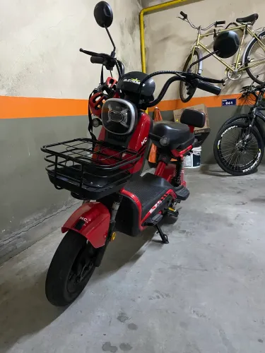 scooter elétrica modelo MC X12 1000W