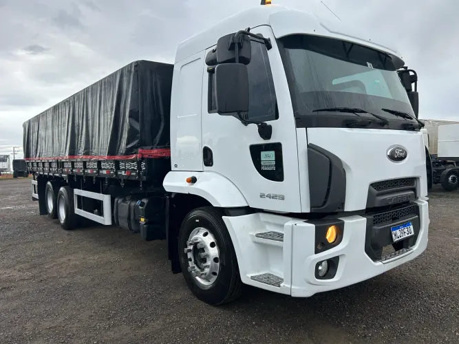 Ford Cargo 2429/2013 Truck Graneleiro Ótimo estado !!!