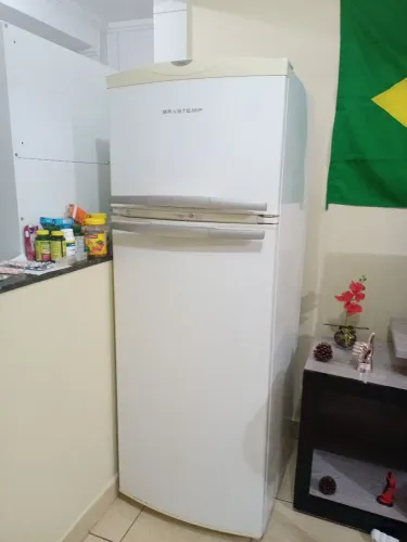 Geladeira Brastemp 360 litros. Só no Whatsap *