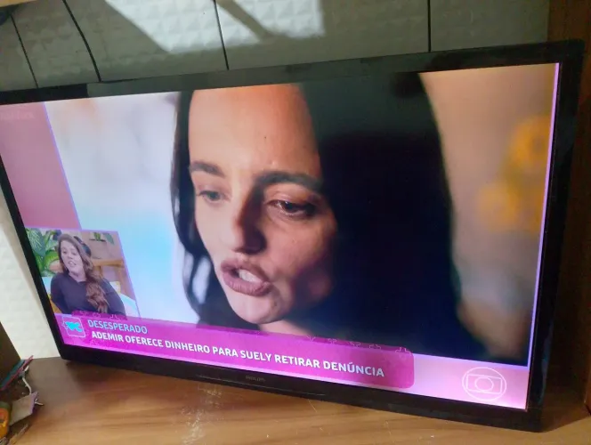 Tv 42P Philips ) Nao é Smart Funciona Normal Nao tem Lista na Tela