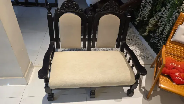 Namoradeira classico/colonial madeira maciça 