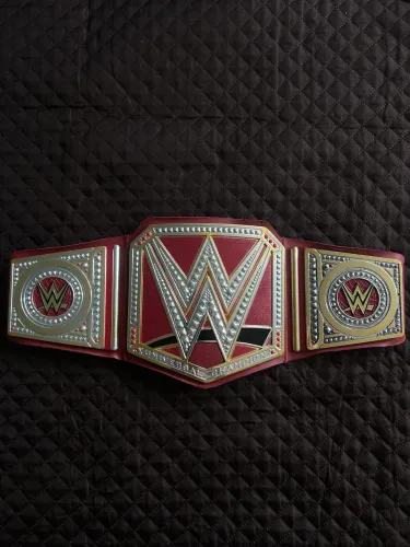 Item RARO! Cinturão WWE Universal Championship Vermelho Mattel