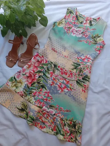Vestido floral da Lucidez