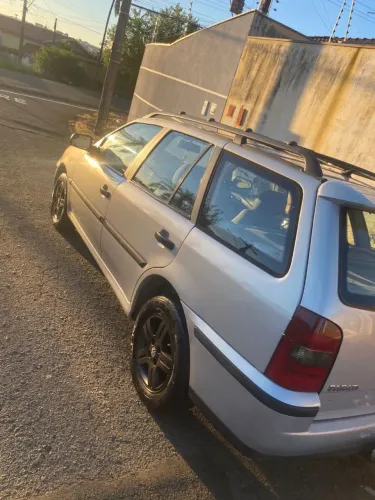 Volkswagen Parati 1000 MI 16V 2P E 4P 2000