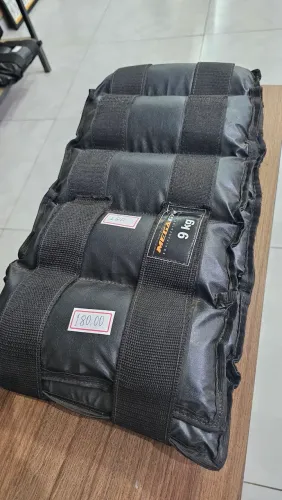 Caneleiras de musculação 9kg (novas)