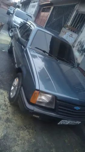 Chevrolet Monza Classic SE 2.0 /mpfi E EFI 2P E 4P 1990