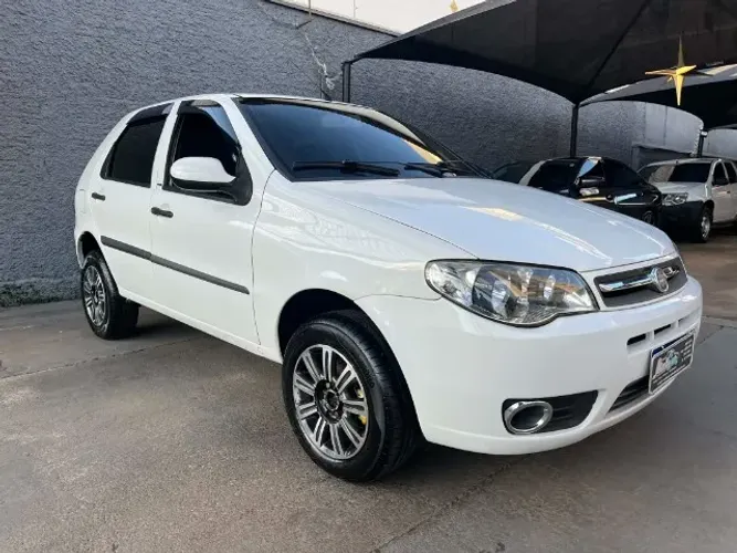 Fiat Palio 1.0 Cel. Econ./italia F.flex 8V 4P 2013