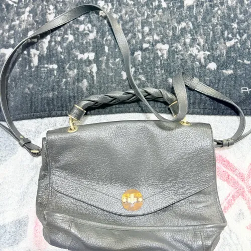 Bolsa couro legítimo Arezzo original 