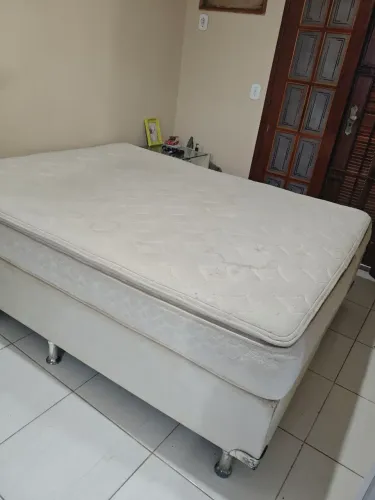 Cama Queen casal