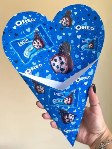 Buquê Cone Coração Personalizado - Embalagem para Bombons