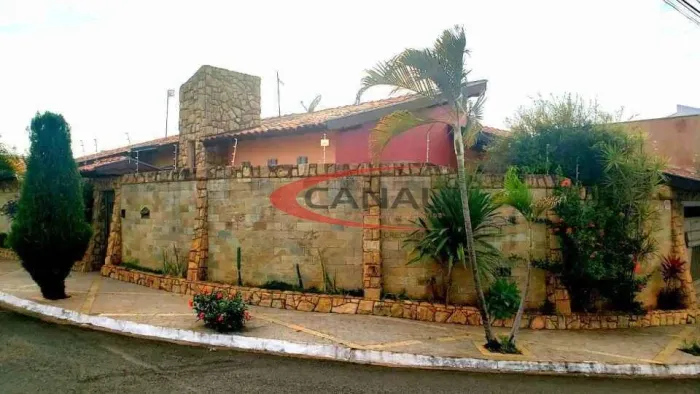 EXCELENTE CASA ALTO PADRÃO ( CIDADE PEDERNEIRAS)