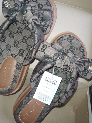 Sandália Gucci