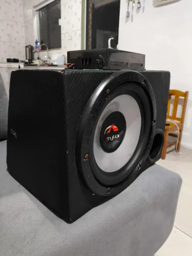 Caixa de som para carro compacta pequena e com um som potente  caixa sub+modulo