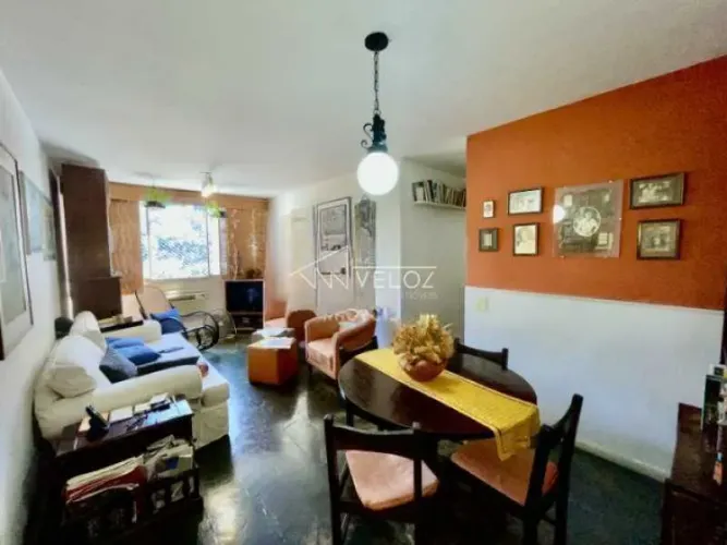 Apartamento - / Residencial / Laranjeiras