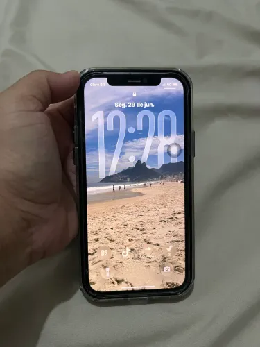 iPhone 12