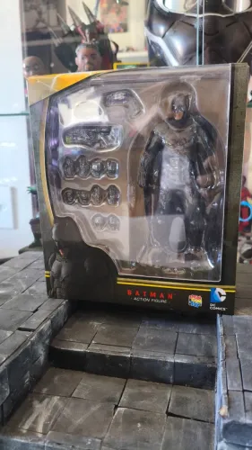 Mafex Original Batman ver BVS