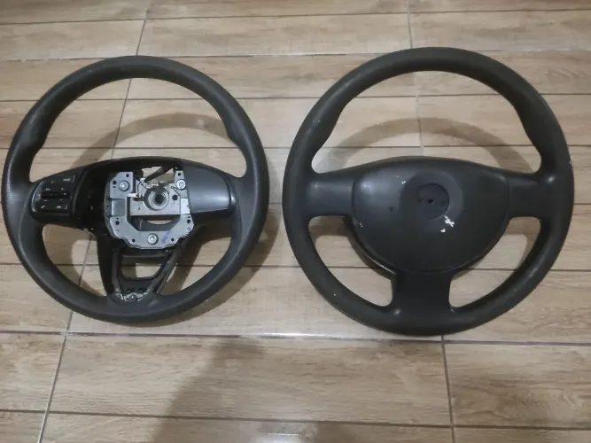 2 volantes usados HB20 2020/22 GM Montana,Meriva,Corsa