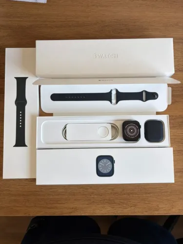 Apple Watch 8 GPS 45mm - Excelente estado