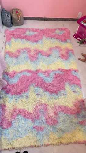 Tapete colorido estilo tie dye com 2m