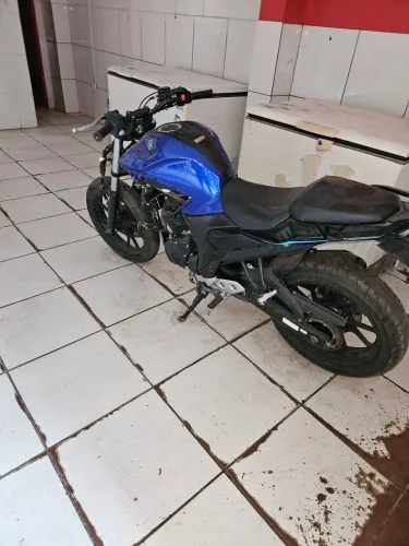 Moto pra retirada de peças 