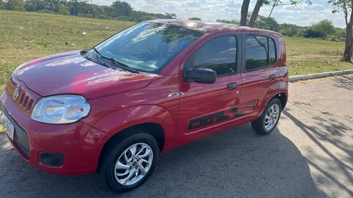 Fiat Uno Vivace/rua 1.0 EVO Fire Flex 8V 5P 2012