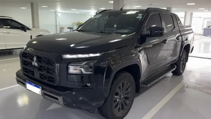Mitsubishi TRITON Katana 2.4 CD 4X4 TB Diesel Aut. 2026