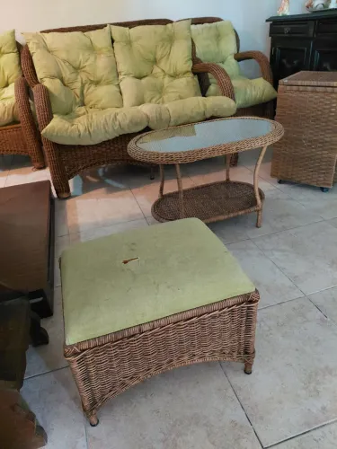 Conjunto de sofá.