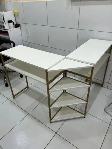 Vende-se mesa manicure