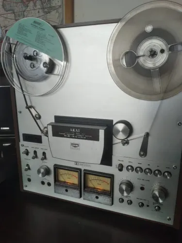 Gravador de rolo Akay, modelo GX 630 DB. Equipamento incrível, todo revisado.