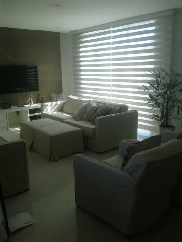 Lavagem, manutenção e fabricação de cortinas e persianas 