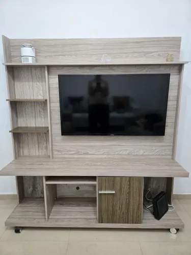 Estante/Painel Em MDF amadeirado claro