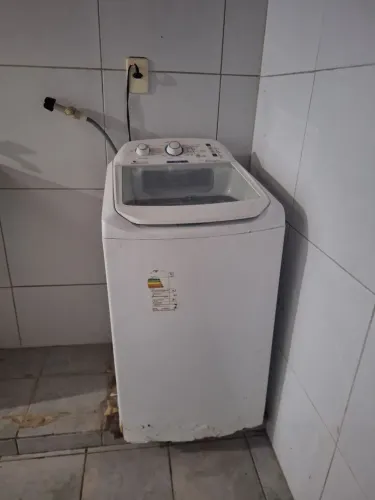 Electrolux. Maquina de lavar. Filé pegando perfeito. Motor ótimo. vender ligeiro 300 re