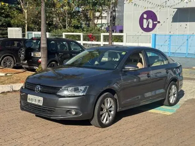 Volkswagen Jetta Variant 2.5 20V 170cv Tiptronic 2010