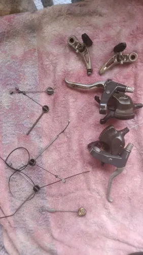 Passadores + peças de bicicleta