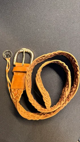 Cinto em couro da Michael Kors