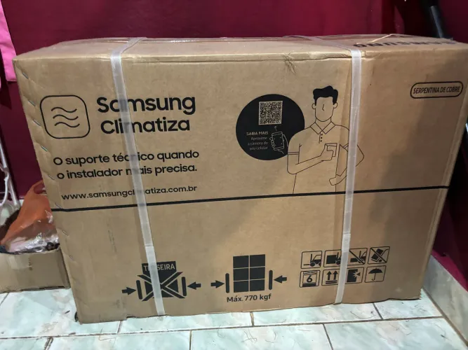 18.000 BTUs Ar Condicionado Samsung Windfree 220V