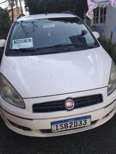 Fiat Idea Essence 1.6 Flex 16V 5P 2011
