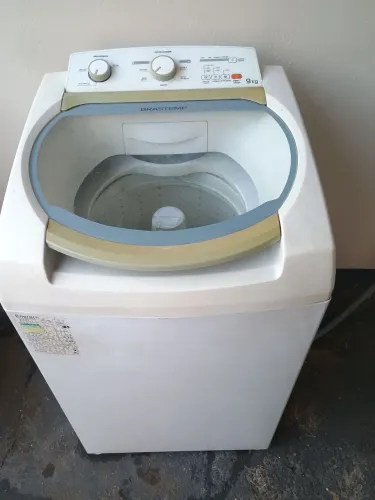 Máquina de lavar Brastemp 9 kg modelo novo funcionando perfeitamente