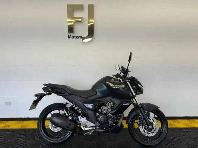 YAMAHA FZ15 FAZER ABS 2025