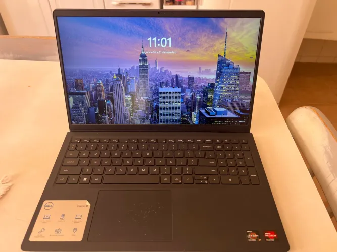 Notebook Dell Inspiron 15 3525, TELA 120HZ, Ryzen 7 5825U, 16GB RAM, 512 GB