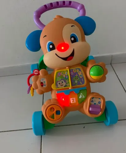 Andador Infantil Fisher Price com muitas funções Cachorrinho