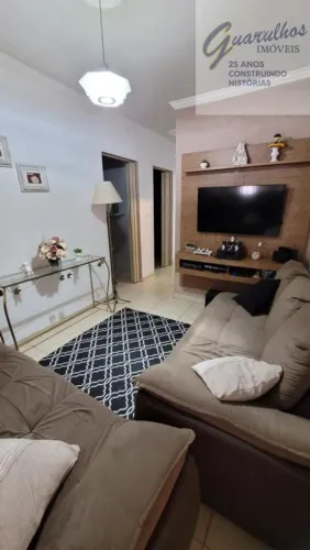 Casa á venda na Vila Barros - 3 dorms, 1 suíte, 2 vagas R$549.990,00