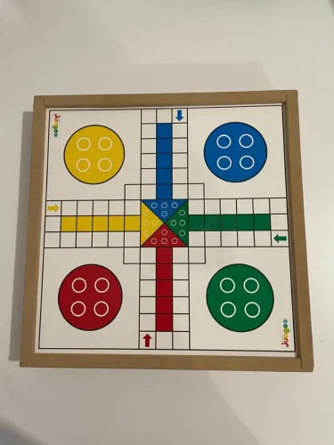 JOGO 4 EM 1 (xadrez, ludo, damas e trilha)