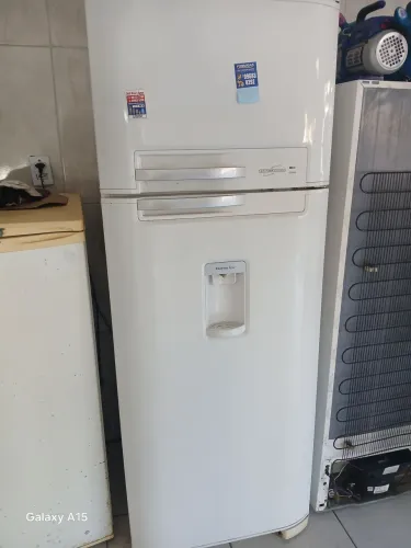 Geladeira electrolux