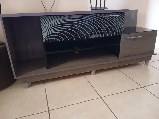 RACK MODERNO SIMPLES