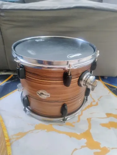 Caixa de bateria musical acústica
